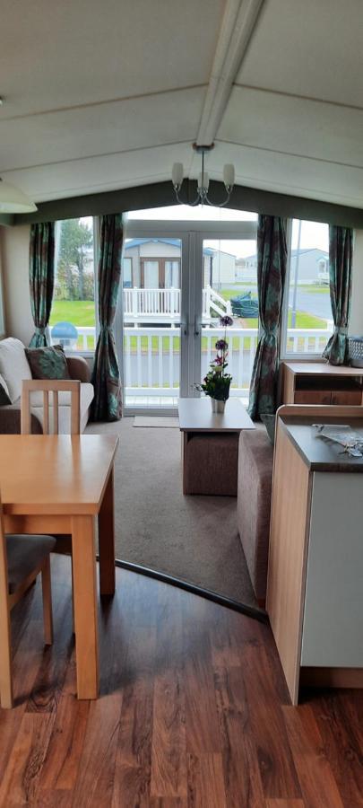 פאגהם Church Farm Haven Holiday Park מראה חיצוני תמונה