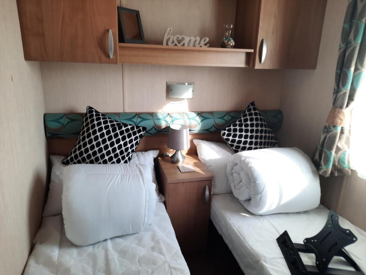 פאגהם Church Farm Haven Holiday Park מראה חיצוני תמונה